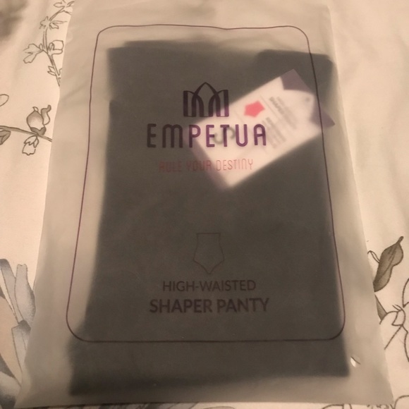 🖤 High Waisted Shaper Panty XS/S 🖤 - Picture 3 of 6